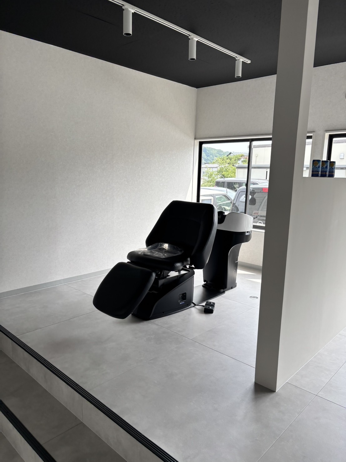 ROKE 店内
